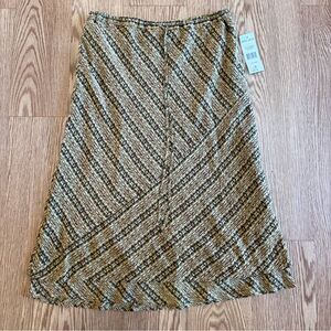 Jones Wear NWT Cactus Green 100% Silk Skirt Size 8